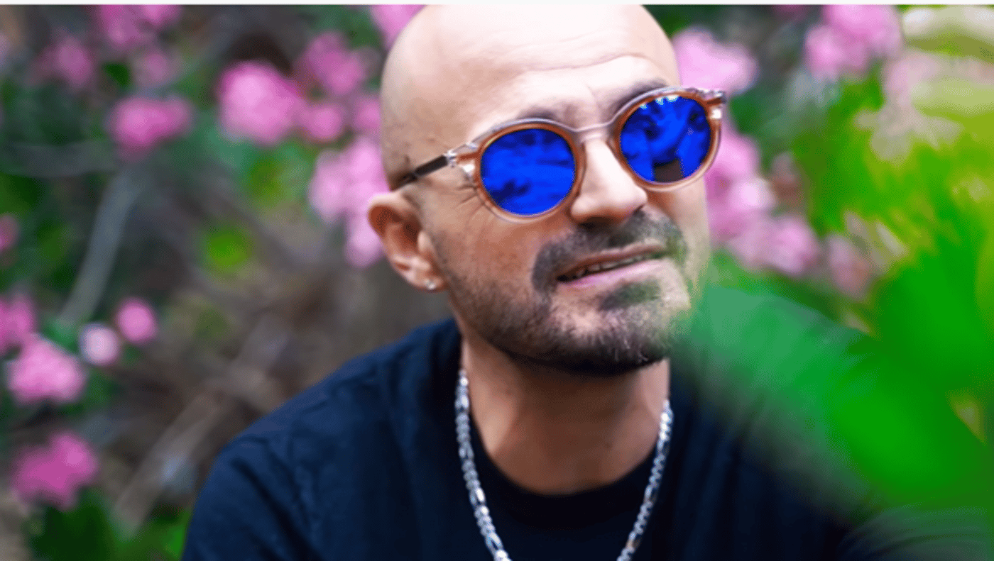 מתוך הקליפ (צילום מסך יוטיוב)