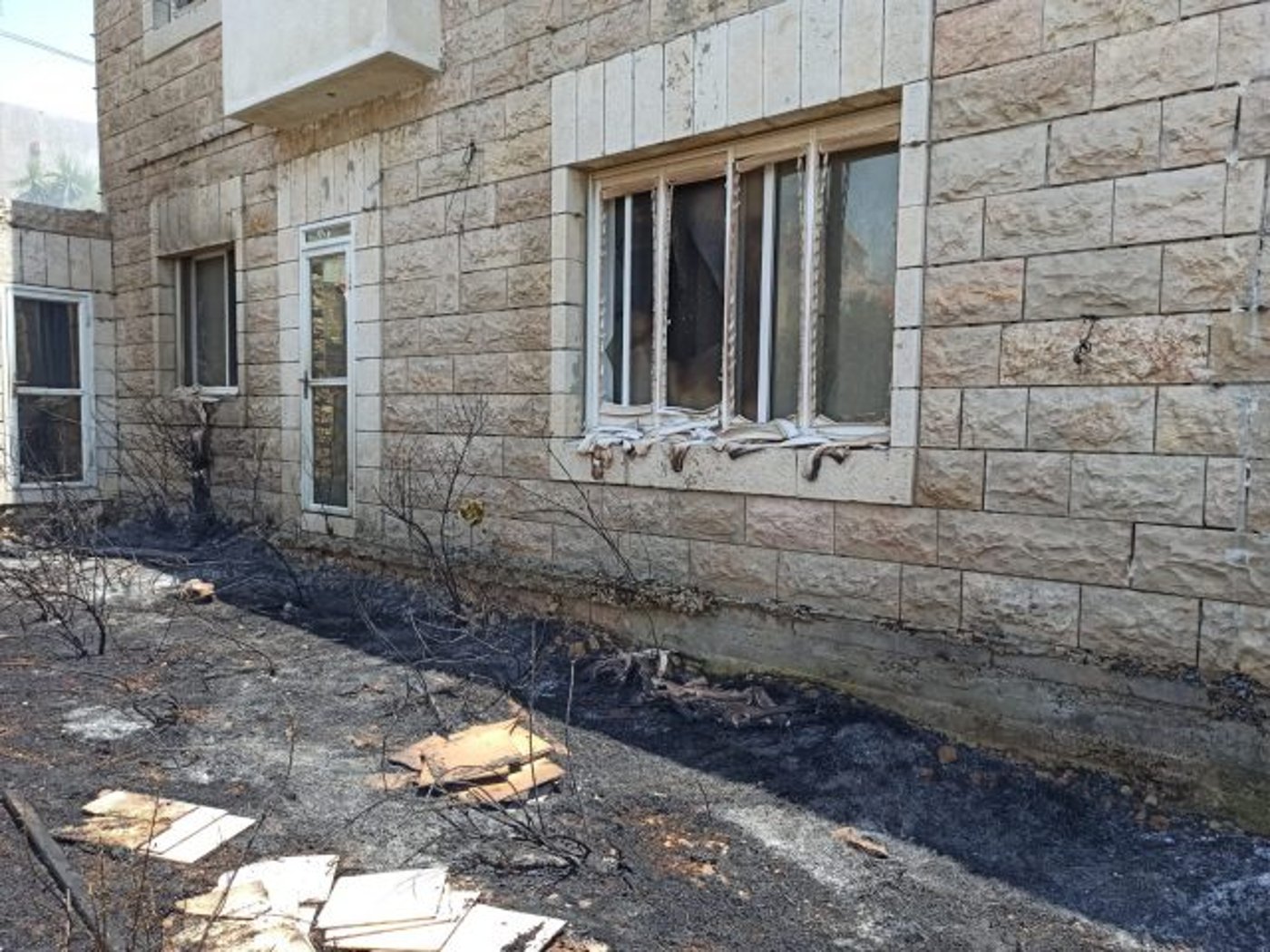 שריפה פרצה בין מספר בתים ביישוב נחליאל