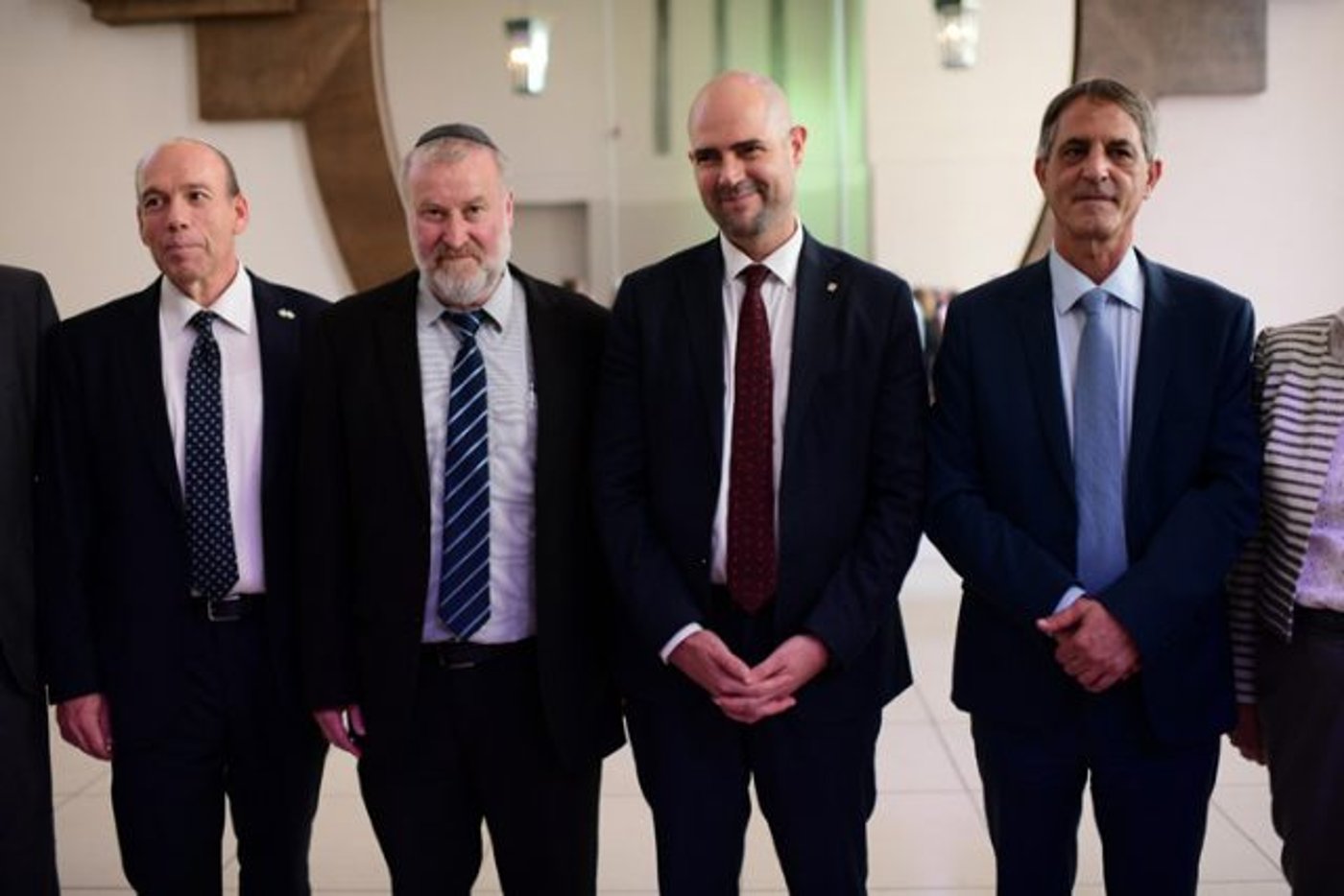 היועמ"ש מנדלבליט בתצלום משותף עם יו"ר לשכת עורכי הדין אבי חימי