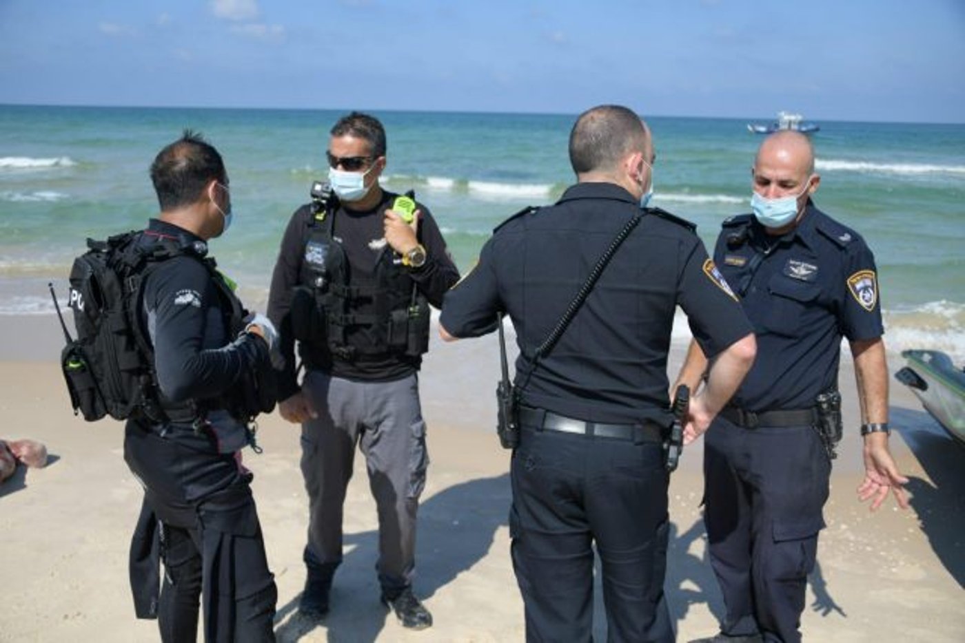 חיפושים אחרי צעיר שנעלם בים במוצאי שבת