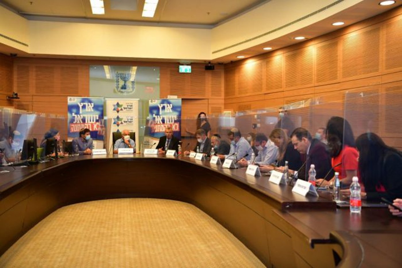 כינוס השדולה, של סיעות הבית צילום: מאיר אליפור)