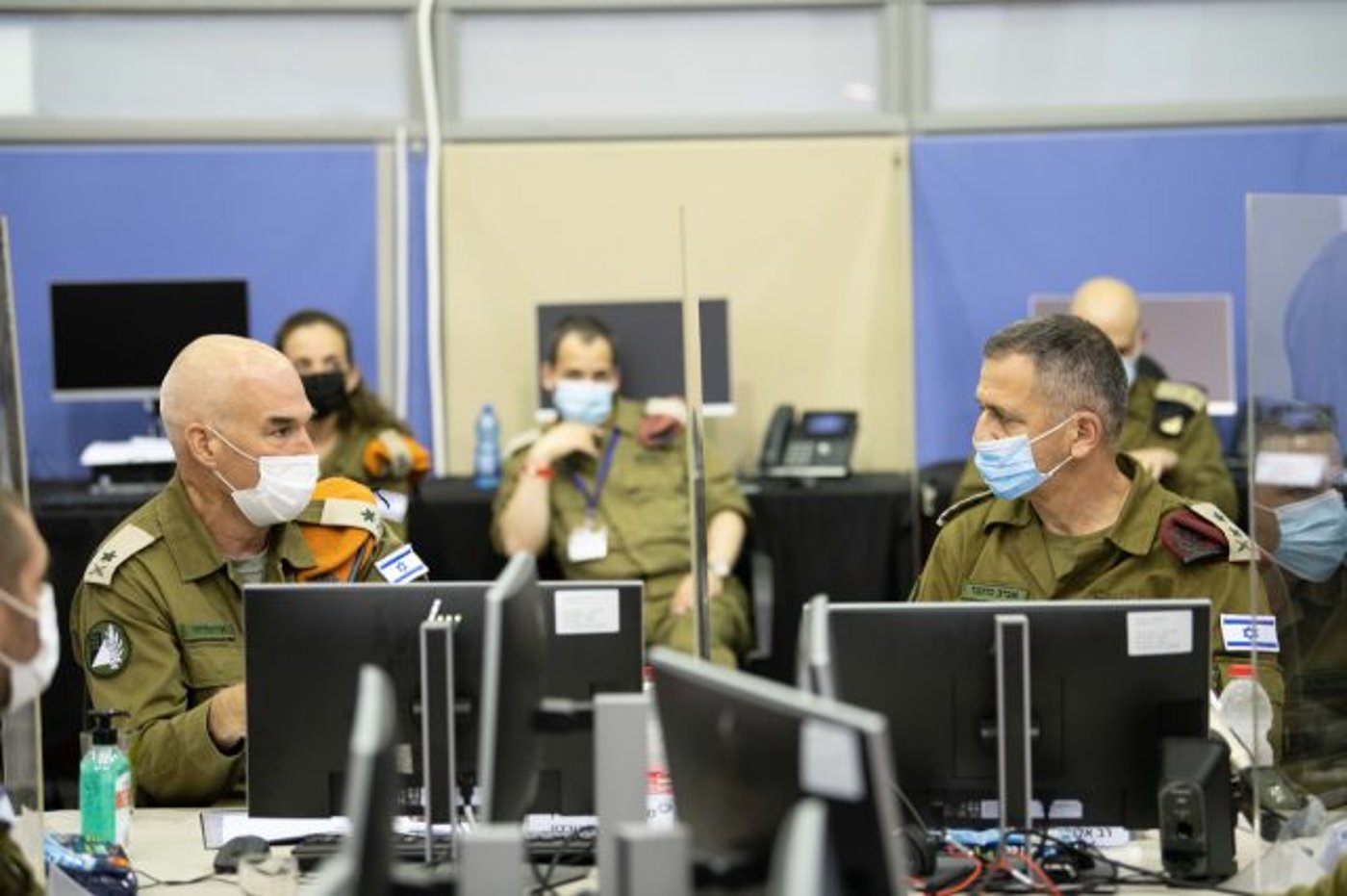 כוכבי בביקור היום במפקדה