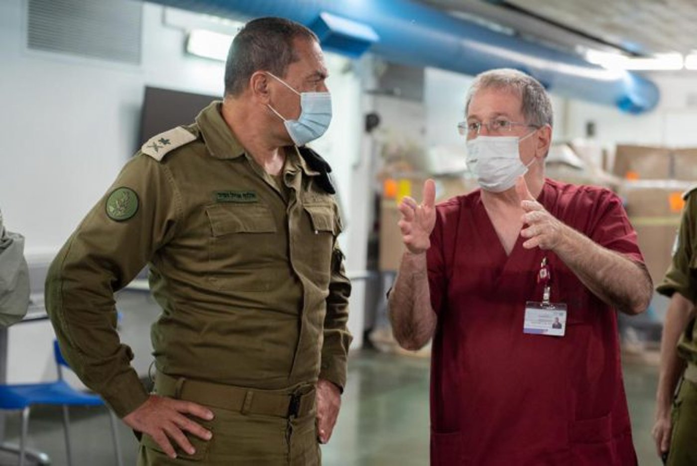 צוות רפואי צבאי יתגבר מחלקת קורונה בבית חולים