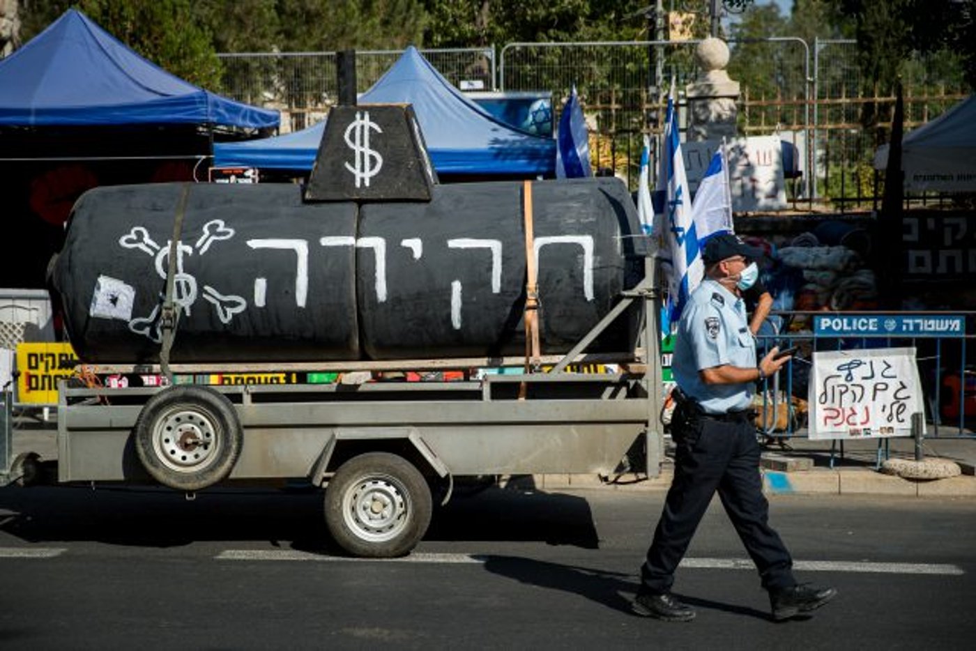 גנץ על החלטת בג"צ: מחייב בדיקה מעמיקה של הנושא