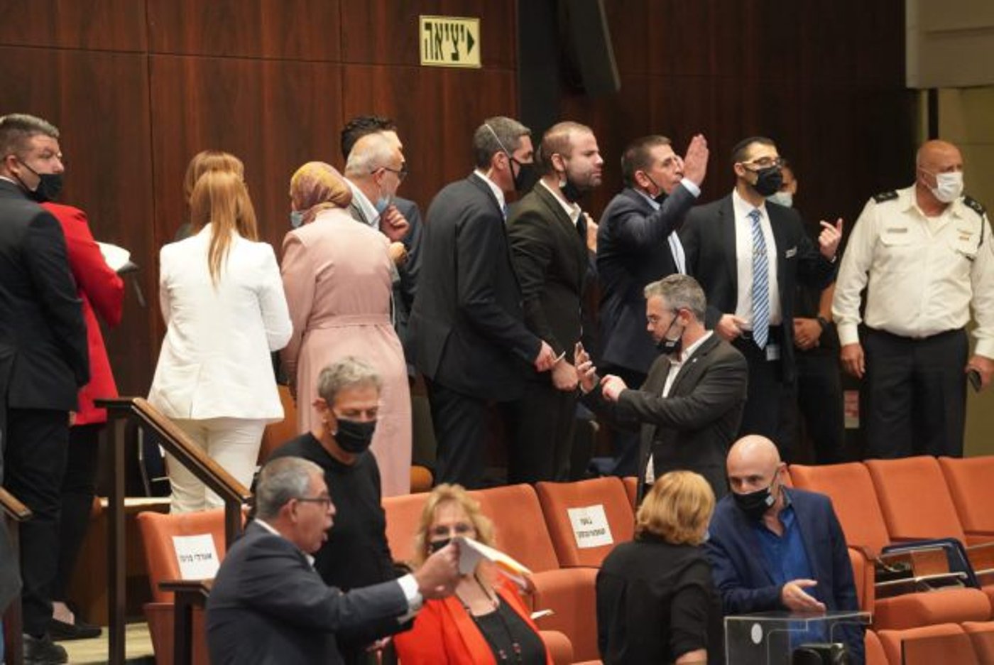 אדלשטיין משך הצעת חוק תוך כדי הצבעה עליה
