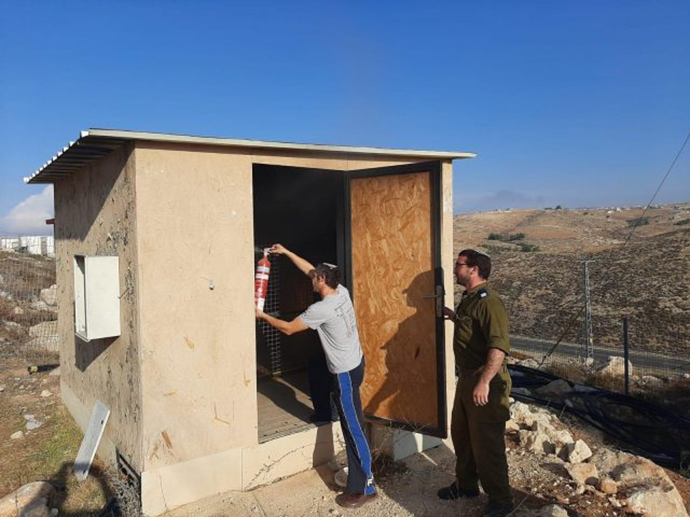 ארון החשמל בעשהאל