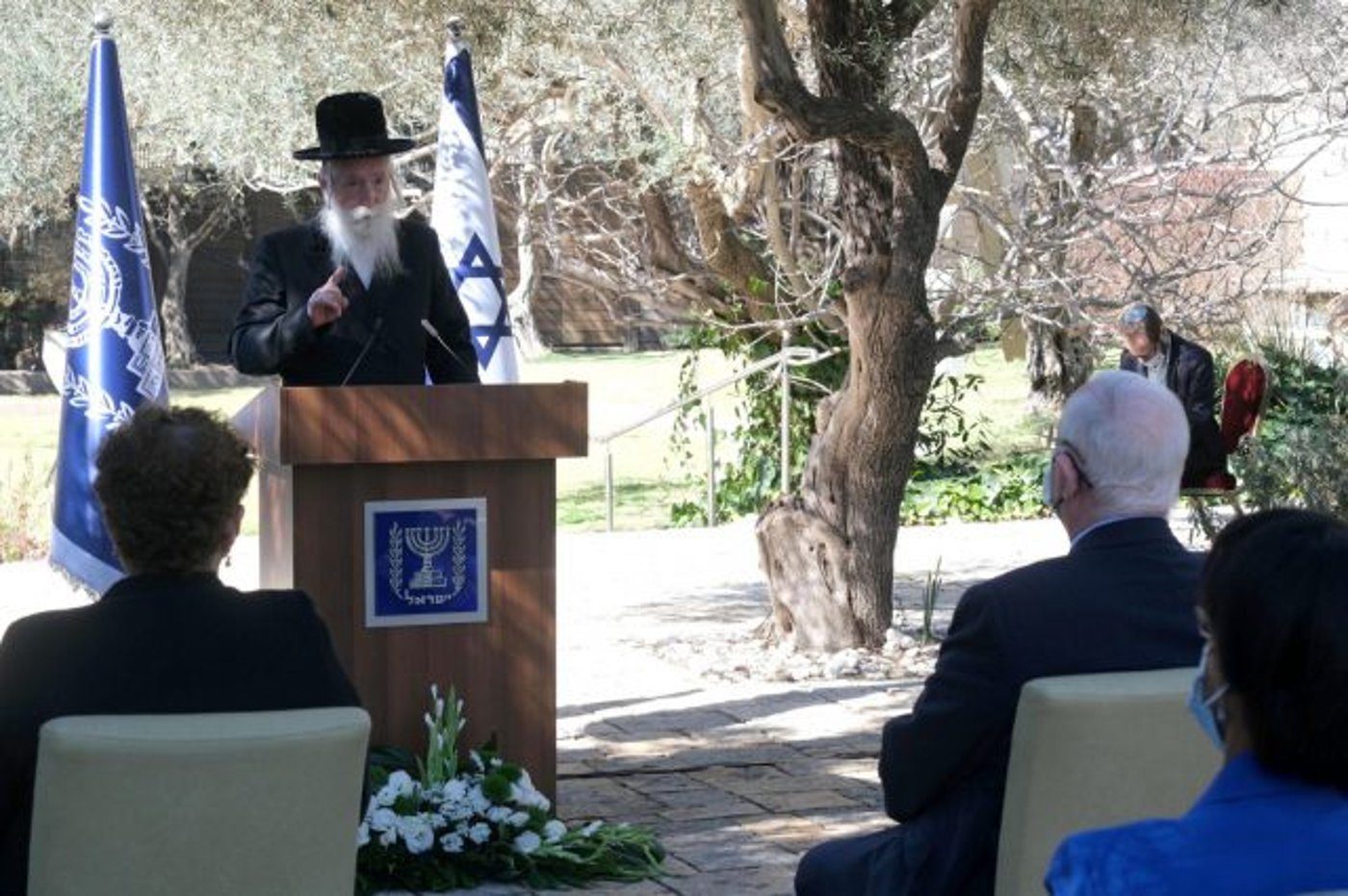 נשיא המדינה קיבל לידיו את מגילת האחדות