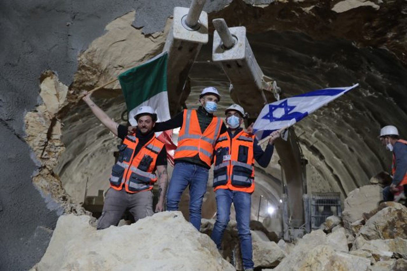באדיבות 'שותפות שפיר פיצרוטי'