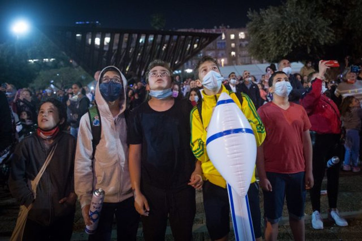 ביבשה, באוויר ובים: עם ישראל חוגג עצמאות