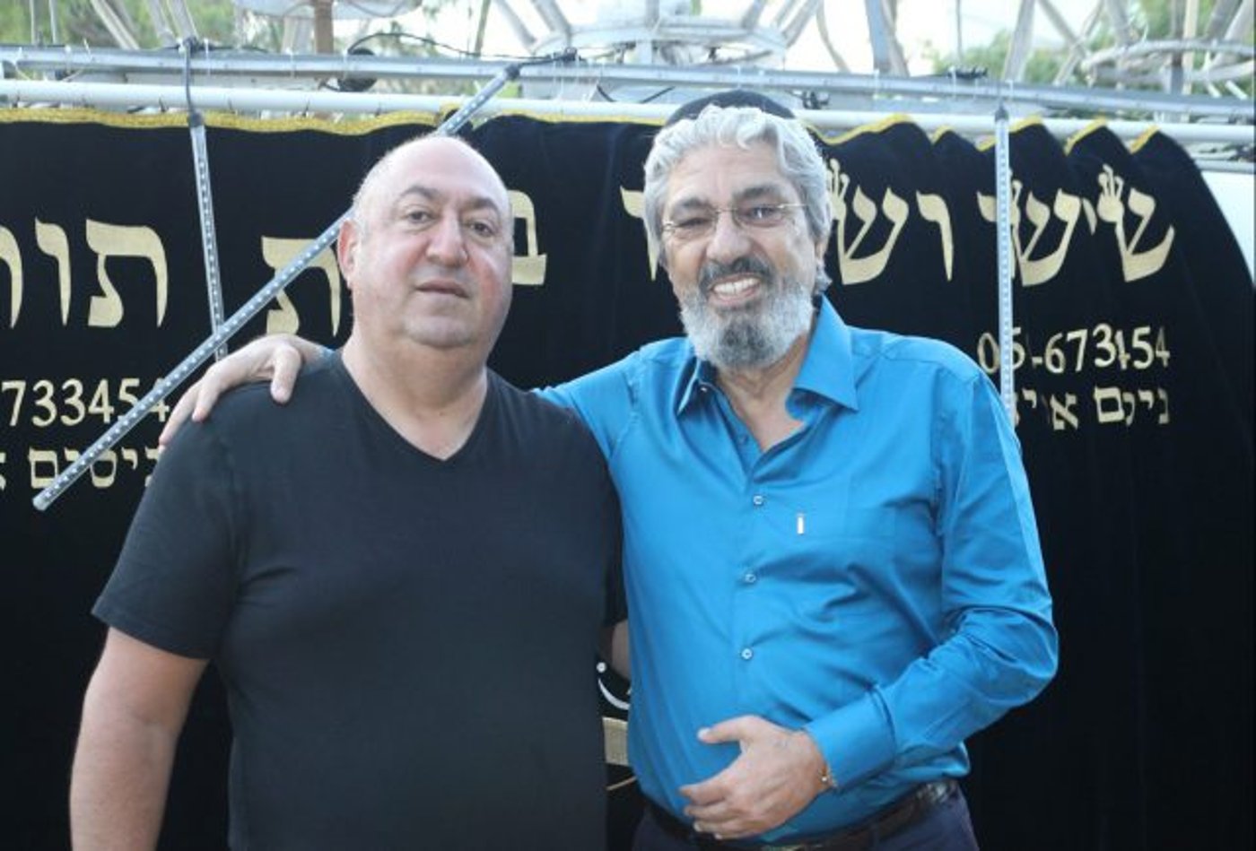 מימין חזי בצלאל ומשה גולברי (צלם: אסף לב)