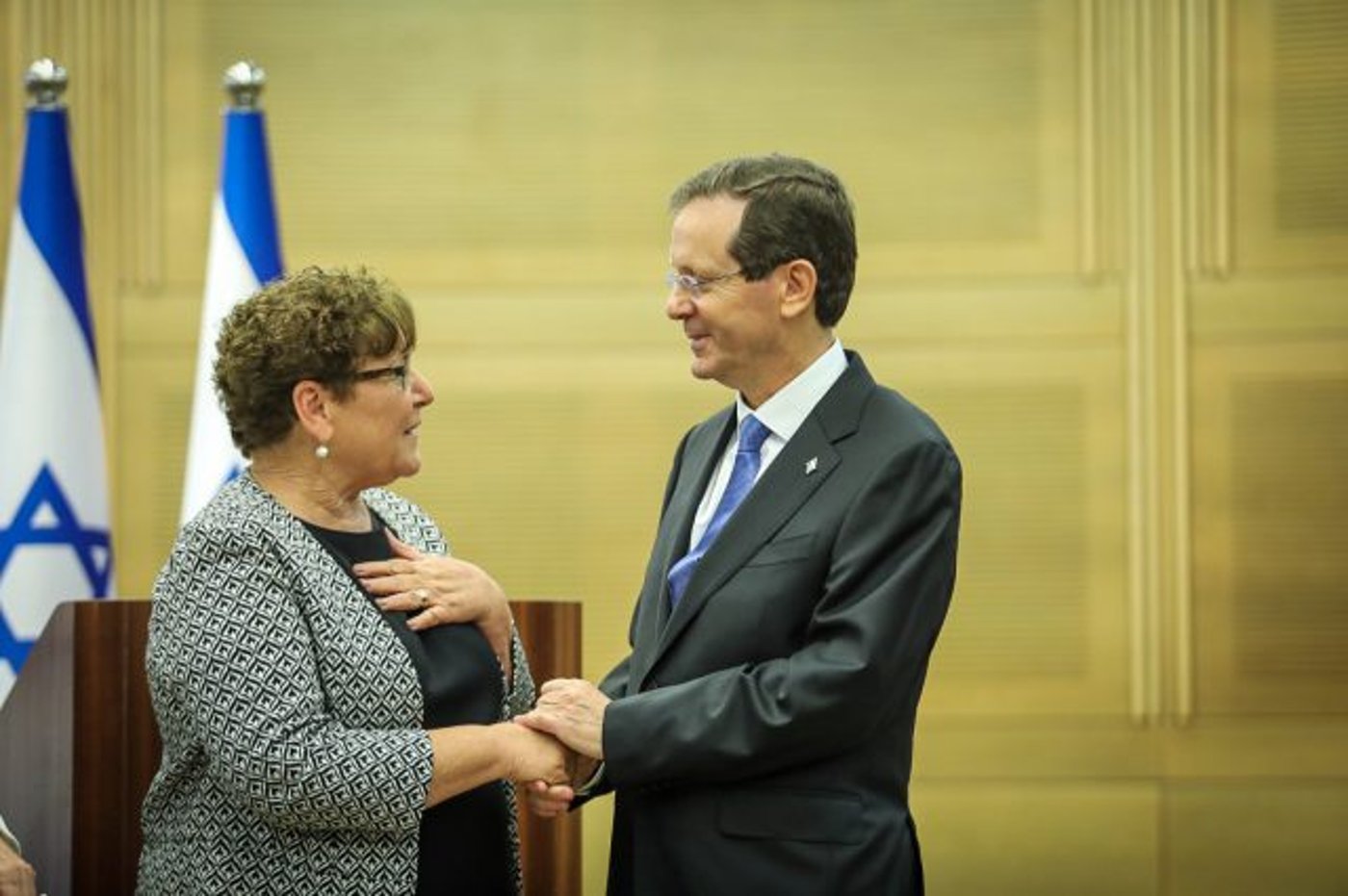 לאחר ההפסד: מרים פרץ ממשיכה לרגש