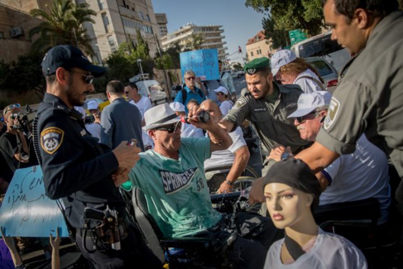 יומיים לאחר ההשבעה: מי דואג לנכים?