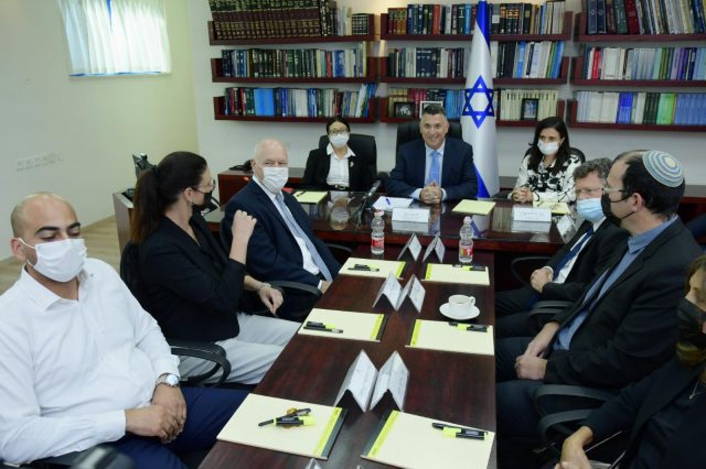 רייטן, רוטמן, שקד וסער (רפי בן חקון)