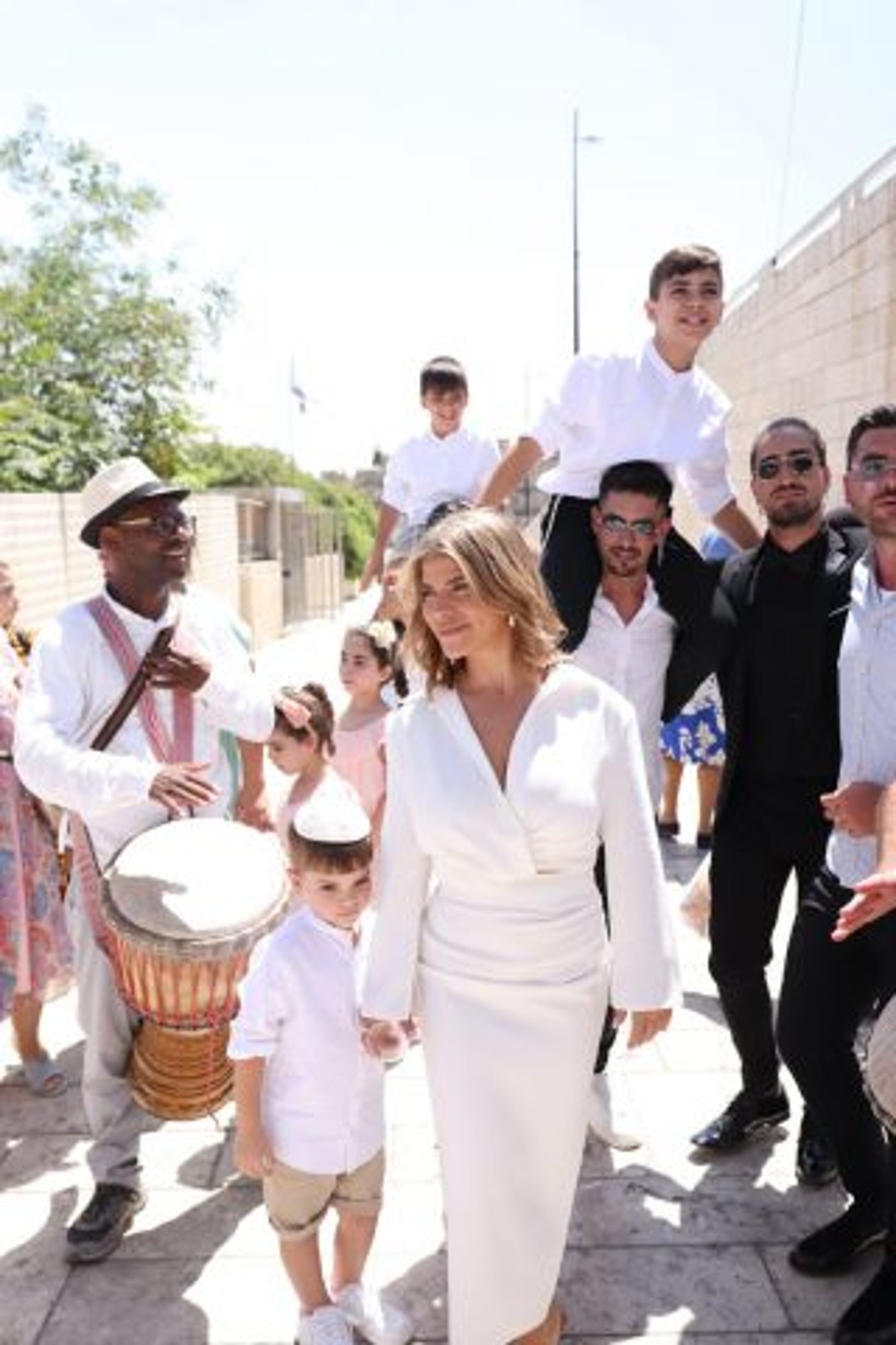 ג'קי אזולאי חגגה בכותל בר מצווה לבנה יחד עם הגרוש