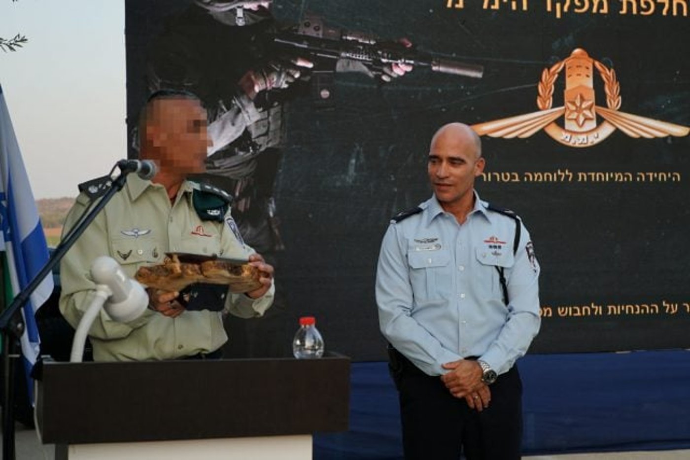 המפקד הנכנס והיוצא
