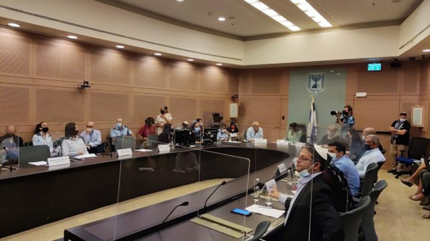 הוועדה לביטחון פנים