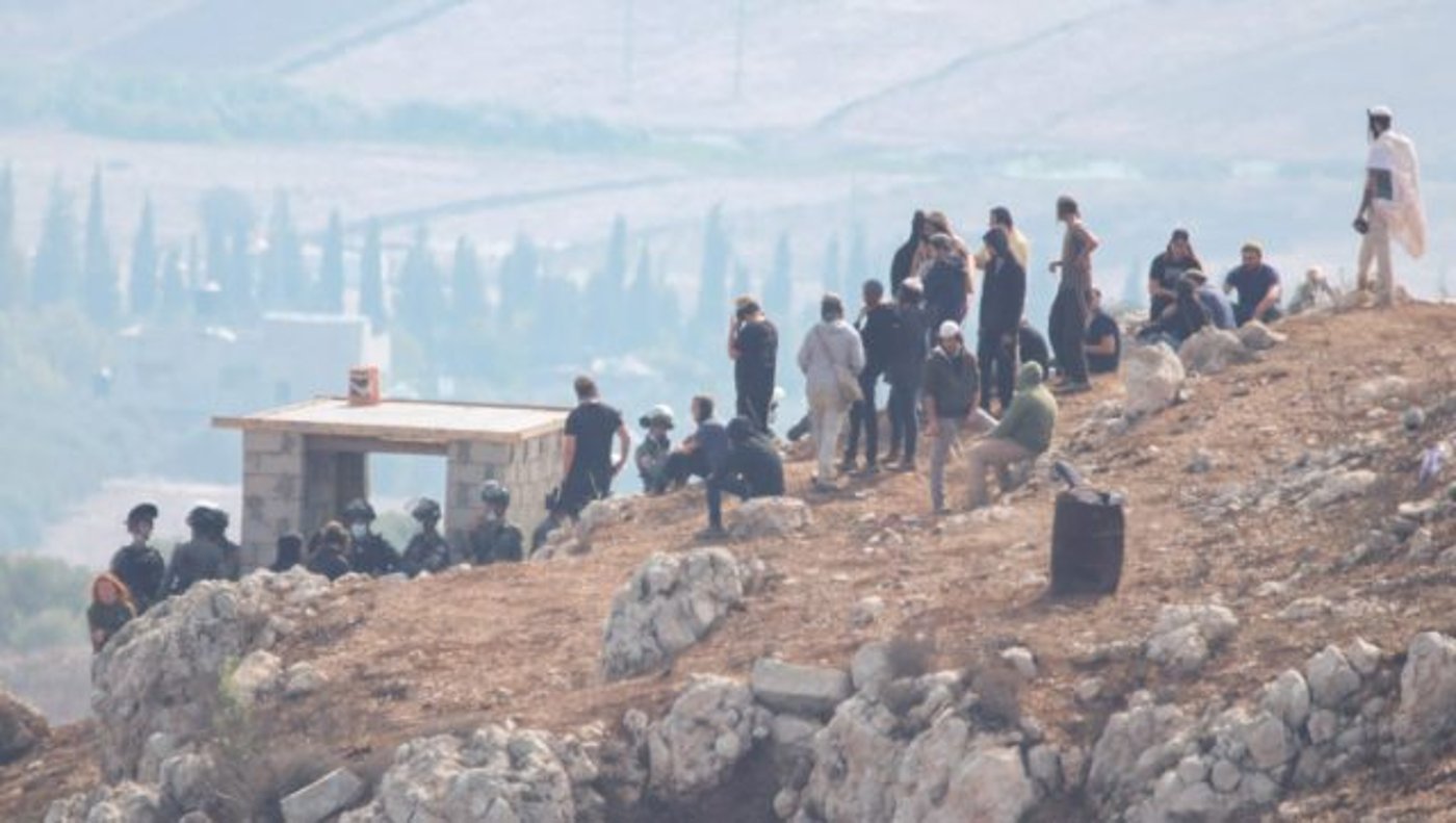 כוחות יס"מ עם ציוד פריצה בשטח