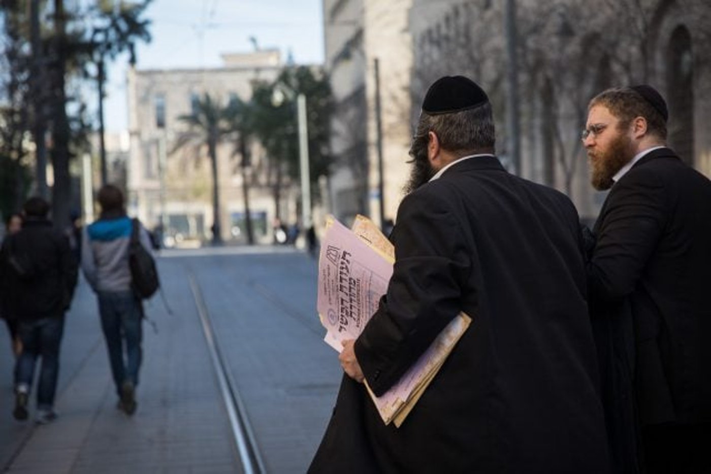 הרב פכטר מעריך באולפן: "אנשים יאכלו יותר כשר"