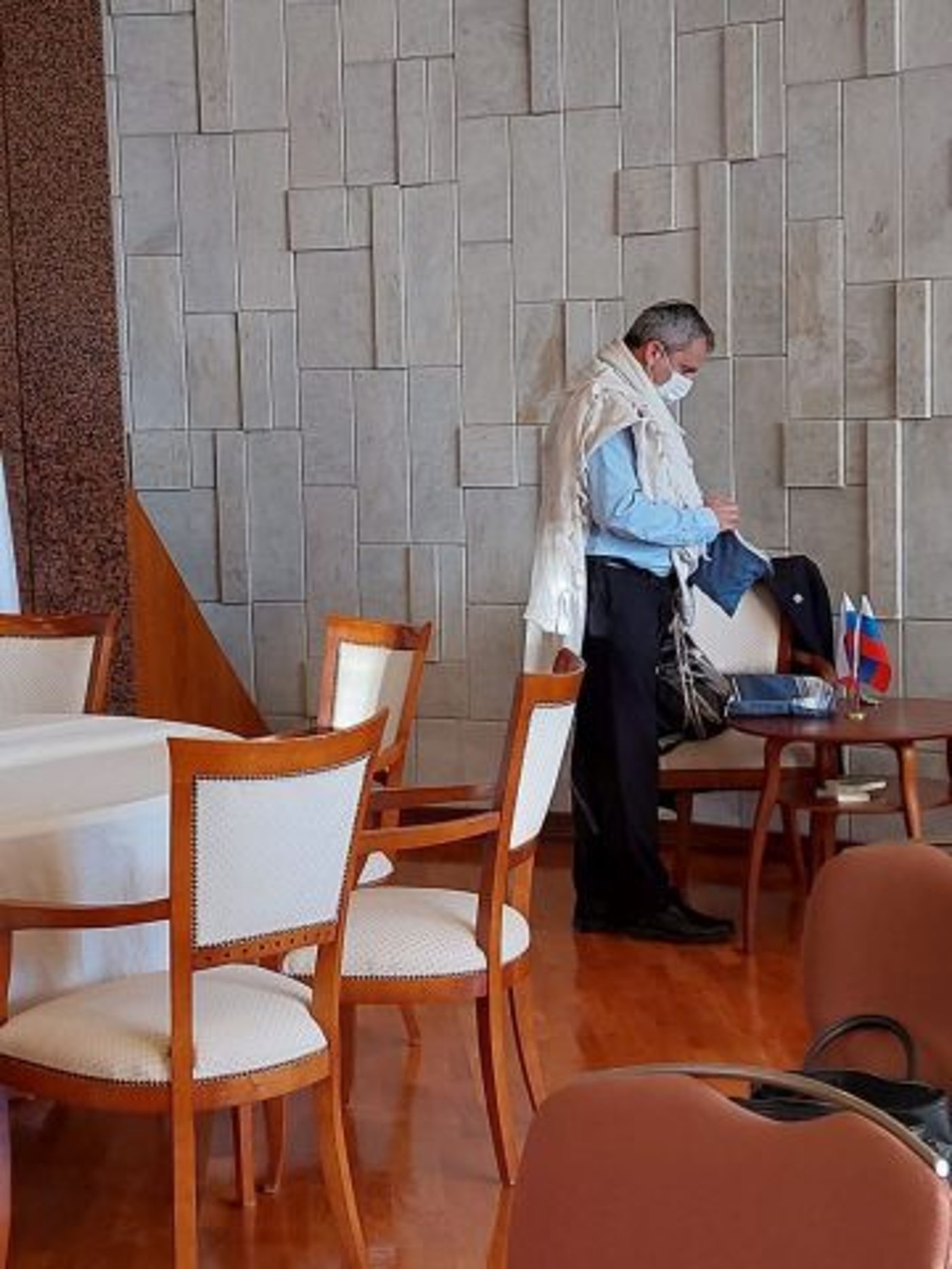 הידוענים שהניחו תפילין לזכר הנספה באסון מירון