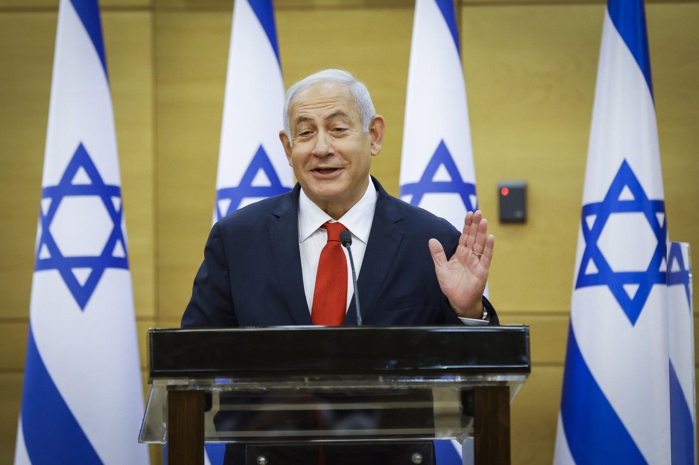 מעלה הילוך: נתניהו הגיע לדיון נגד מתפקדי הליכוד