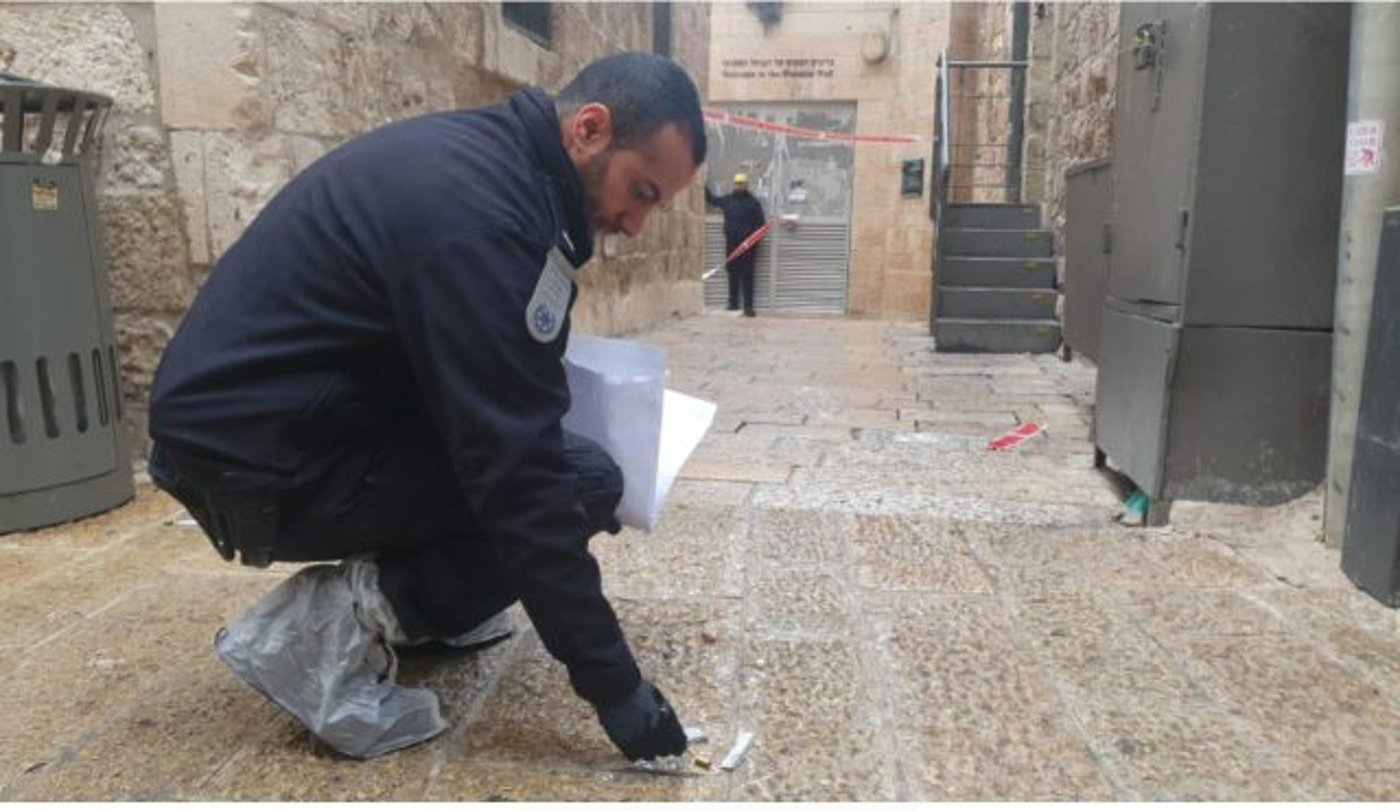 הזירה
