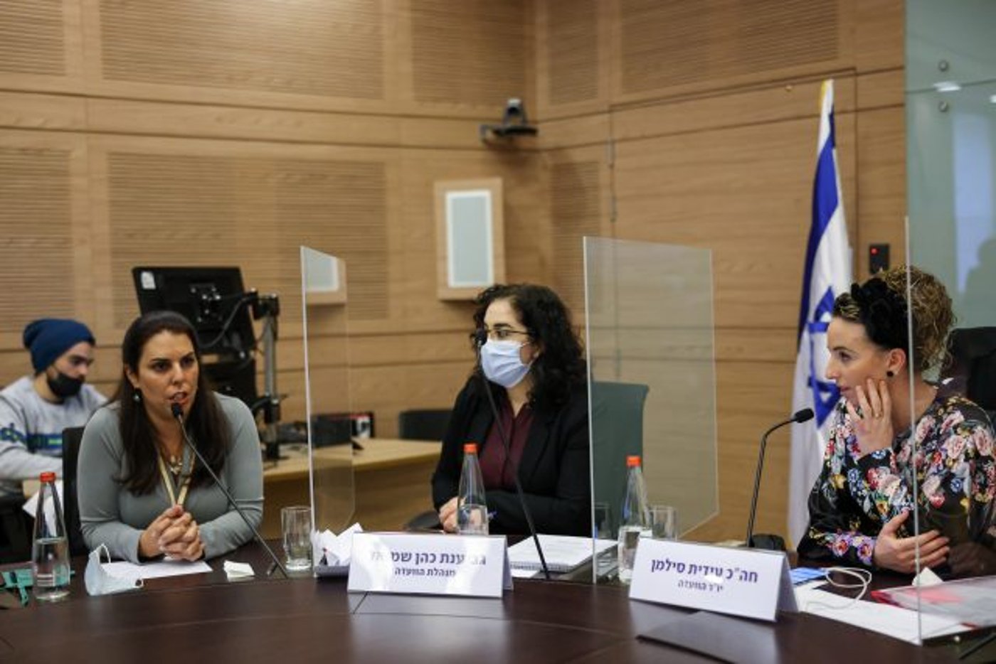 צופיה לקס בדמעות: "הילדה ביקשה; תצילו אותי"