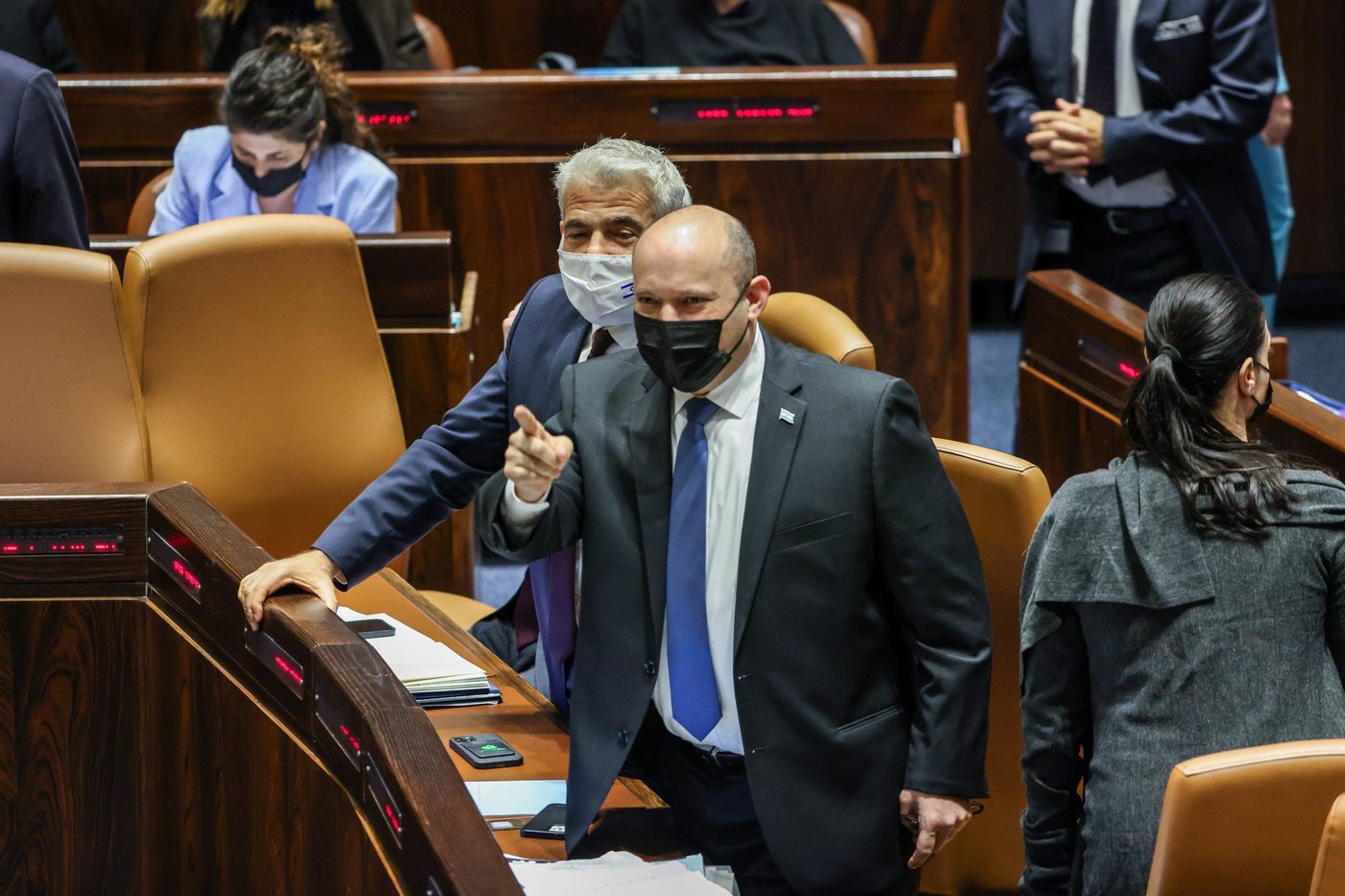 לאחר סערה ענקית במליאה: חוק החשמל אושר | צפו