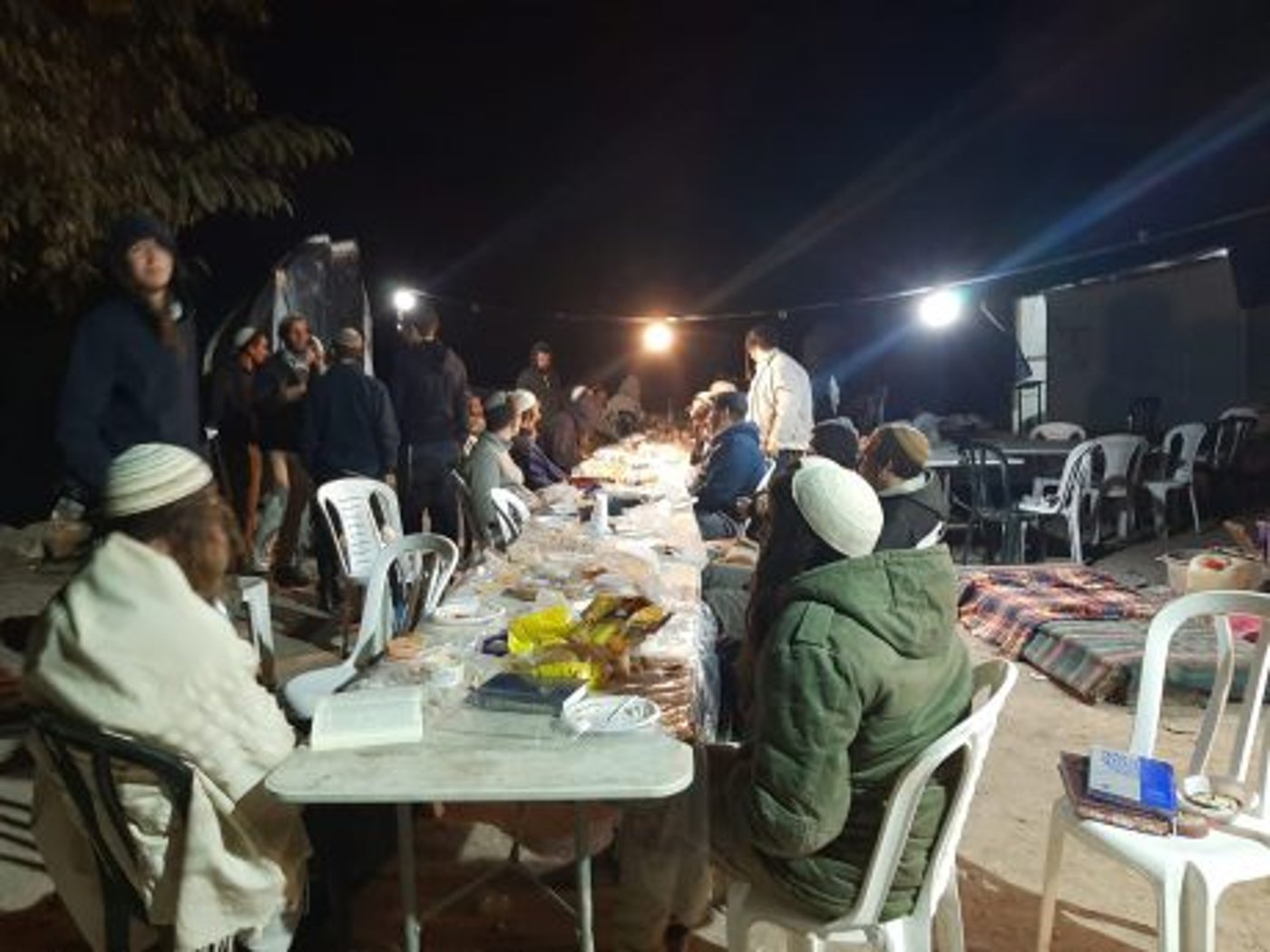בצל סכנת הפינוי: מעל 100 איש במלווה מלכה בחומש