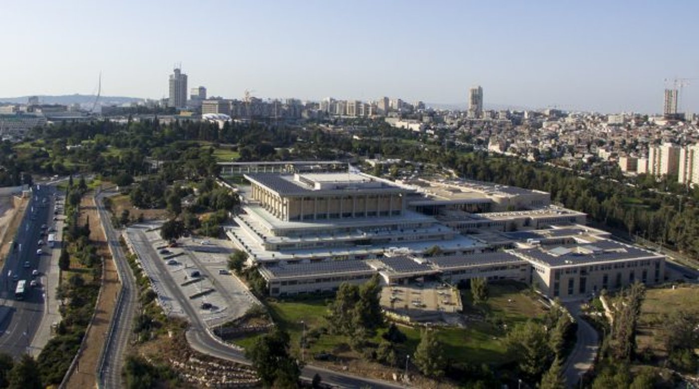 חגיגות בצל קורונה: הכנסת חוגגת יומולדת 73
