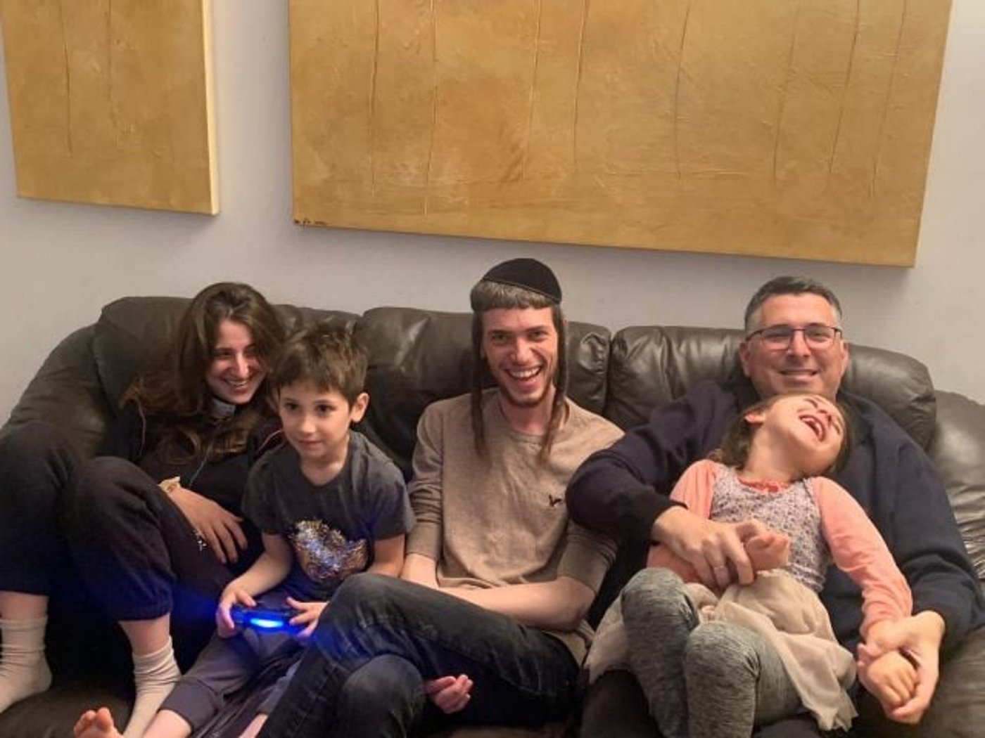 מלך ומשפחת סער, בימים טובים יותר