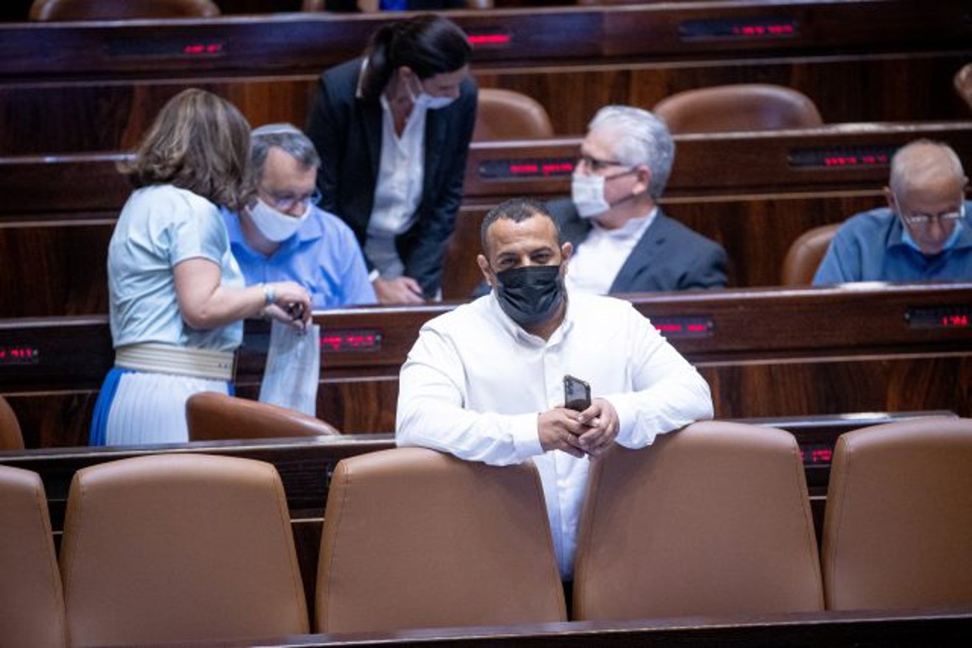 אביר קארה
