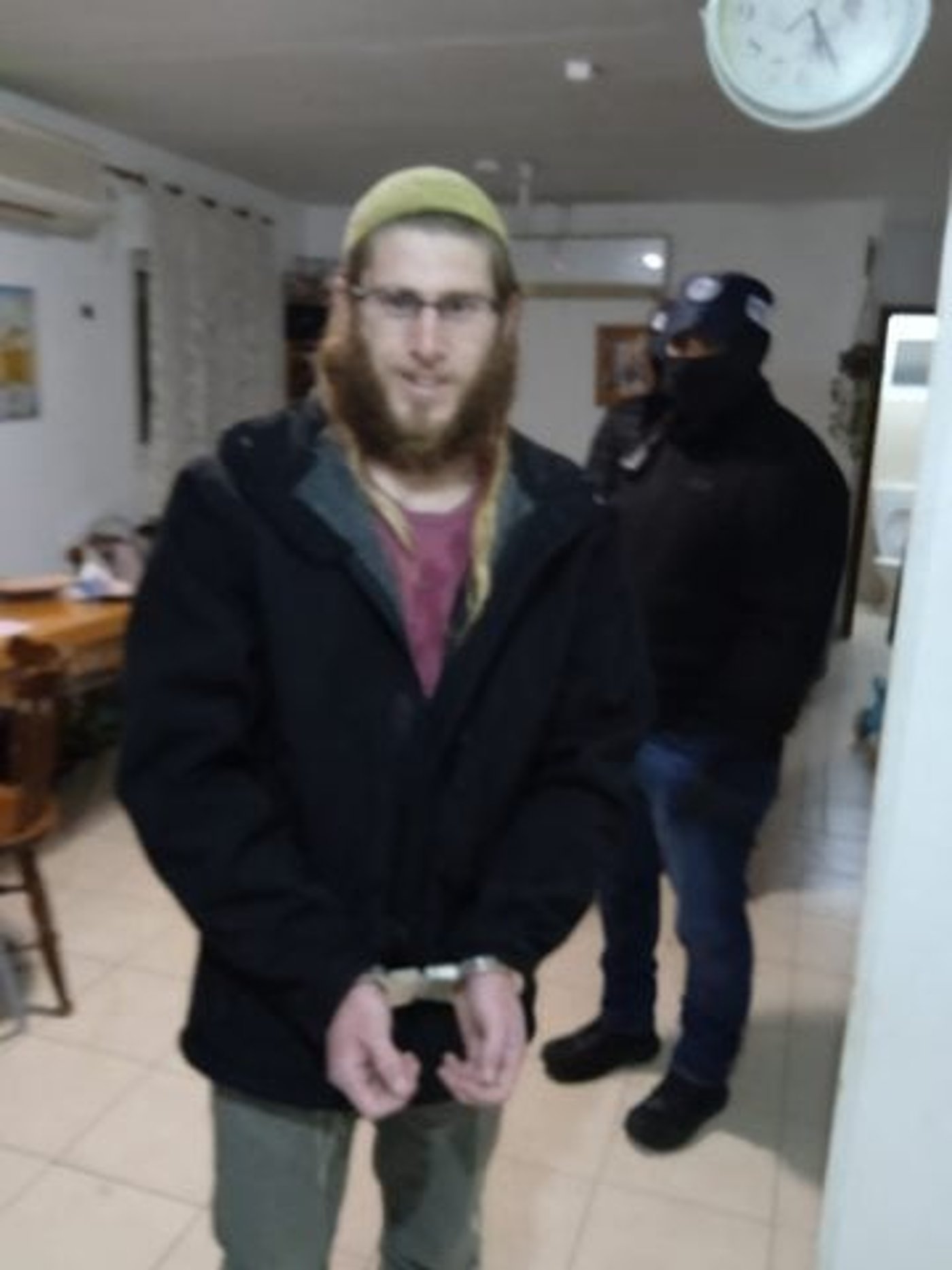 המשטרה פשטה על חומש; בין העצורים: ניצולי הפיגוע