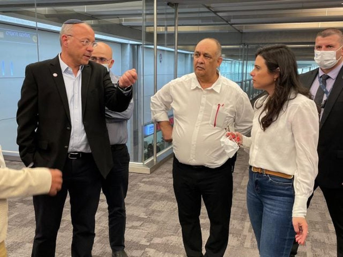 שקד בנתב"ג: "עושים את המקסימום האפשרי"