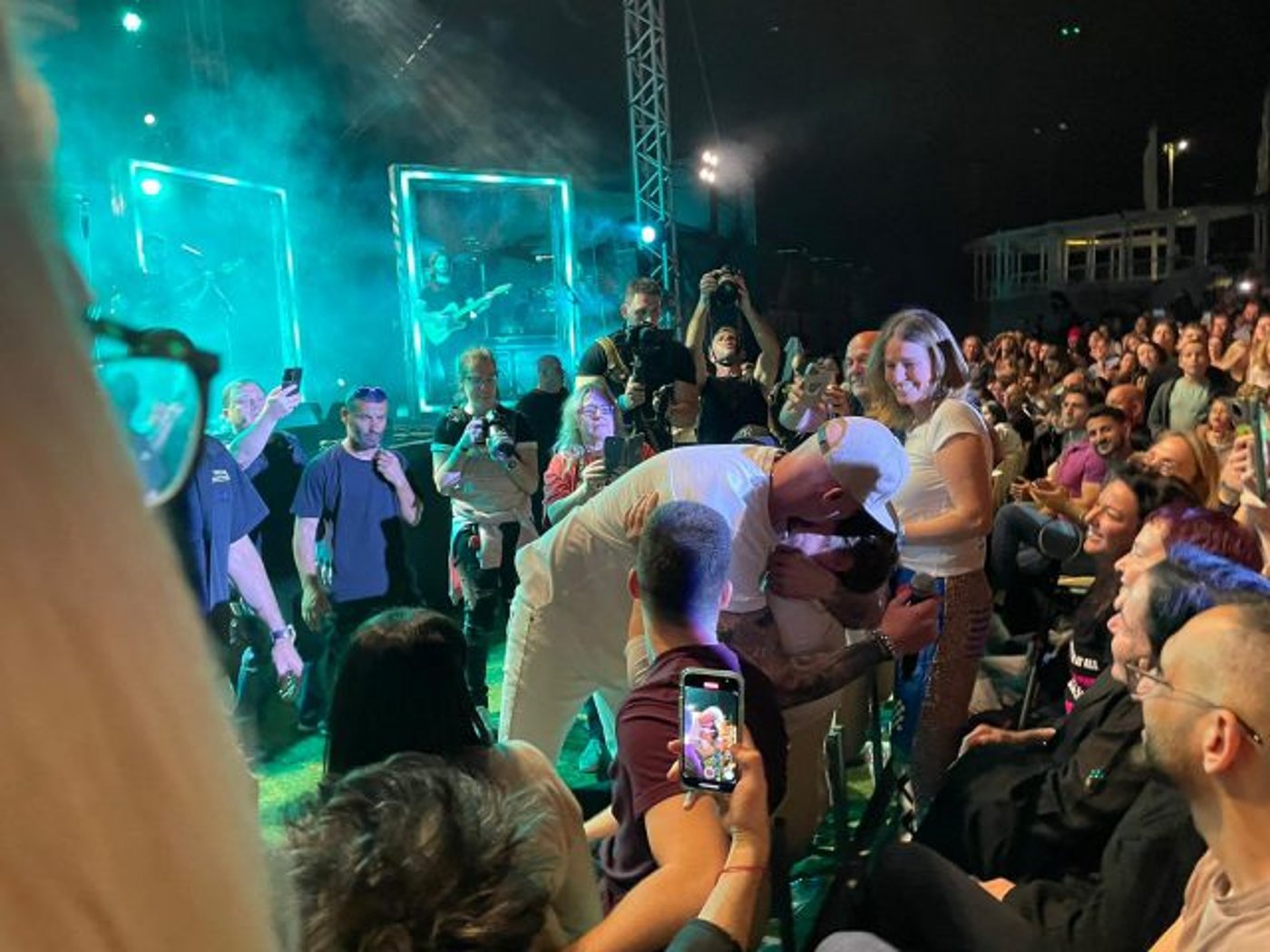 רביב כנר השיק את האלבום החדש במופע מרהיב