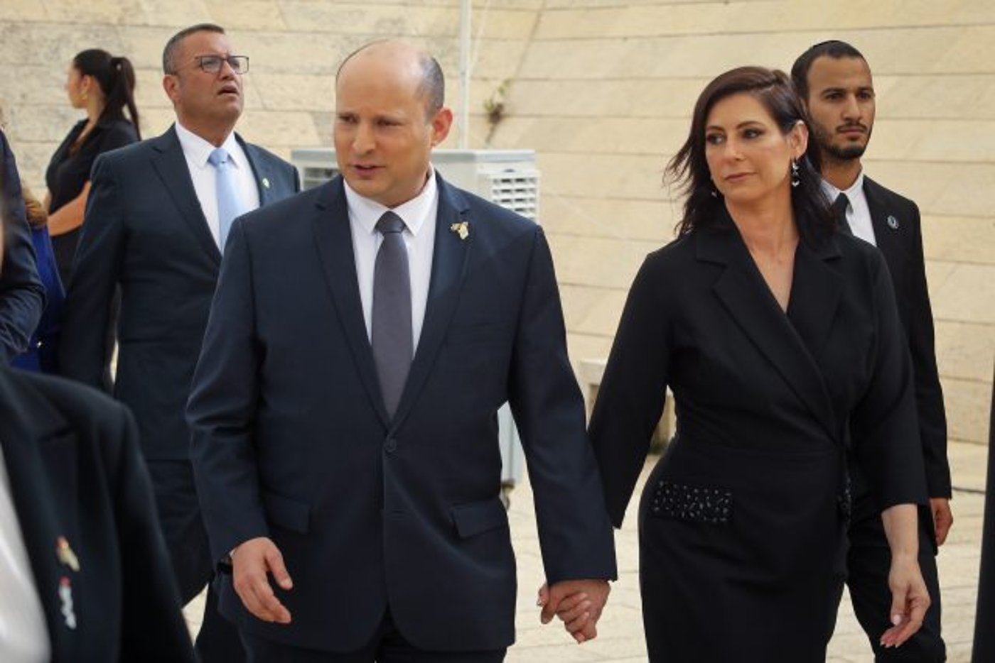 נפתלי בנט ורעייתו גילת