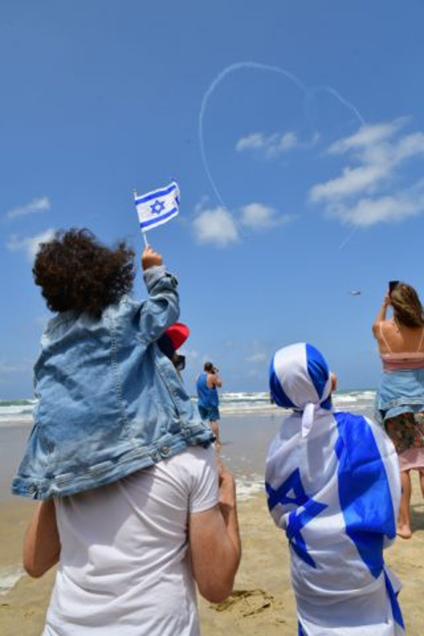 וכמובן גם בחופי הים