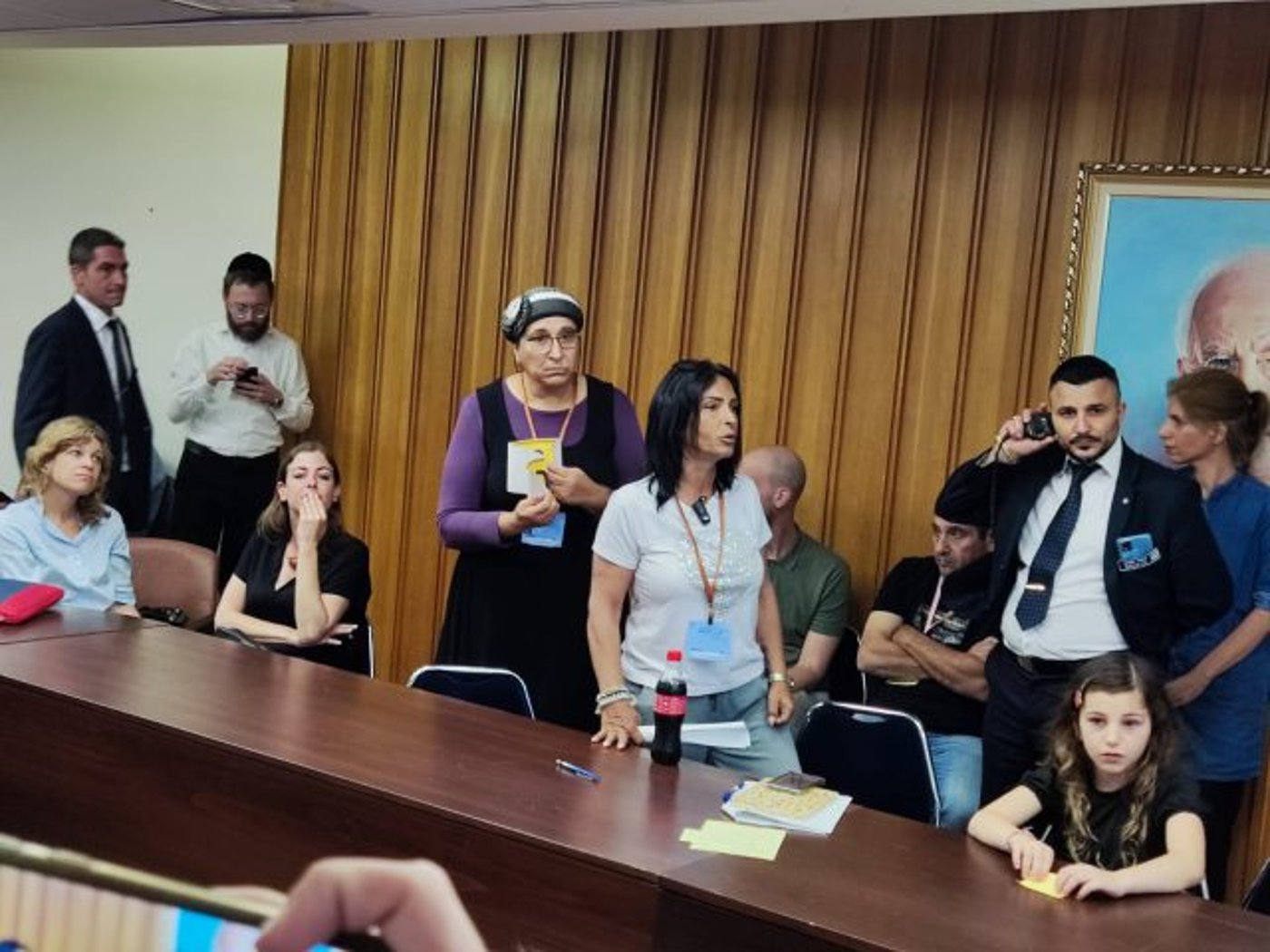 נהגות האוטובוס התפרצו על מיכאלי: "צאי מהטיק טוק"