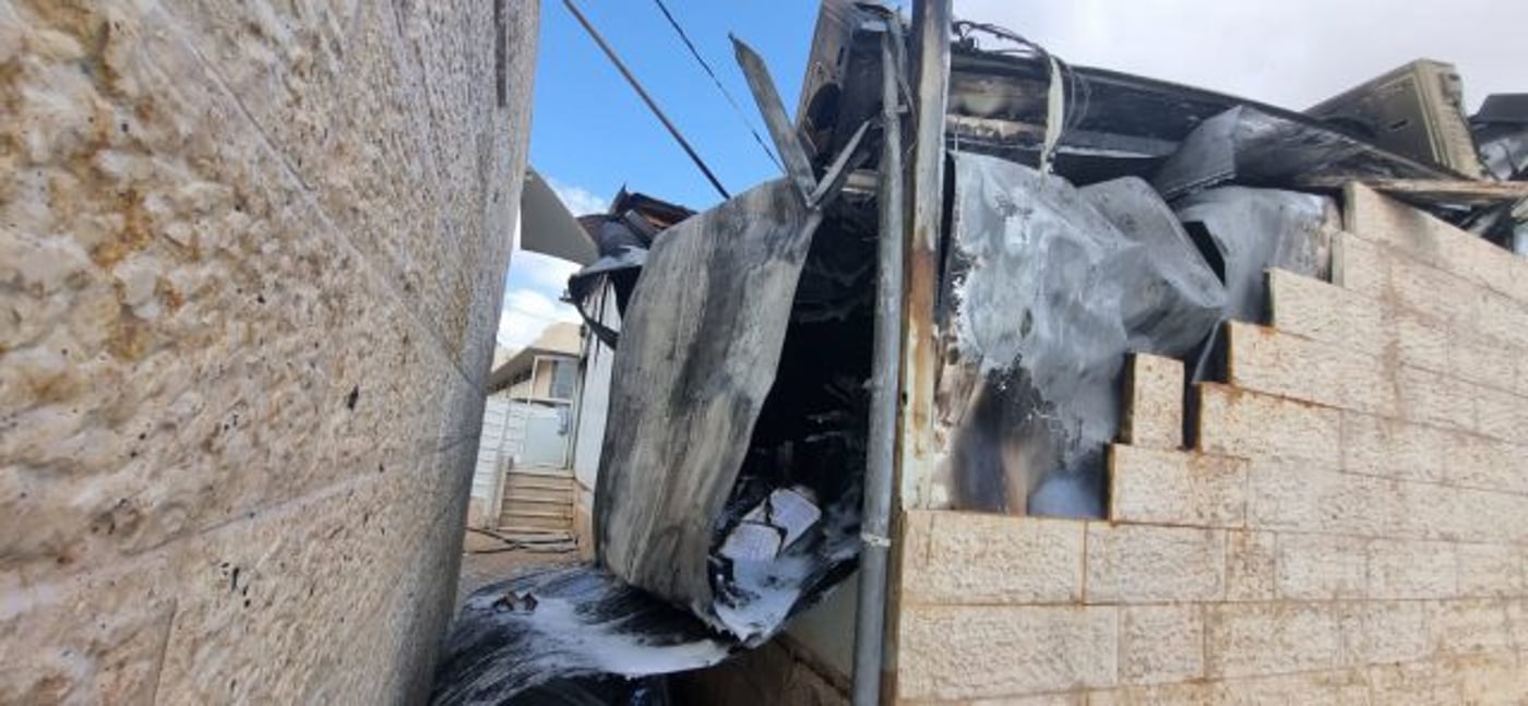 שריפה בבית כנסת: לוחמי האש חילצו את ספר התורה