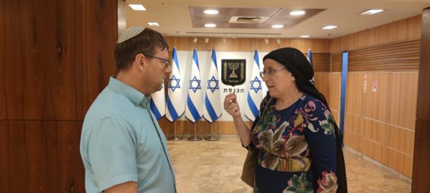 אורית סטרוק עם אורי בנק