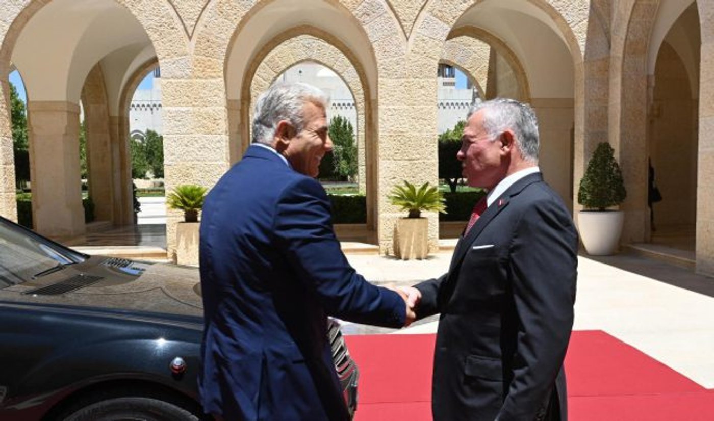 לראשונה כרה"מ: לפיד נפגש עם מלך ירדן בעמאן