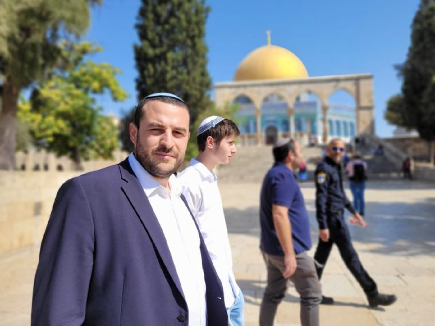 בצל הירי: ח"כ בן גביר עלה להר הבית