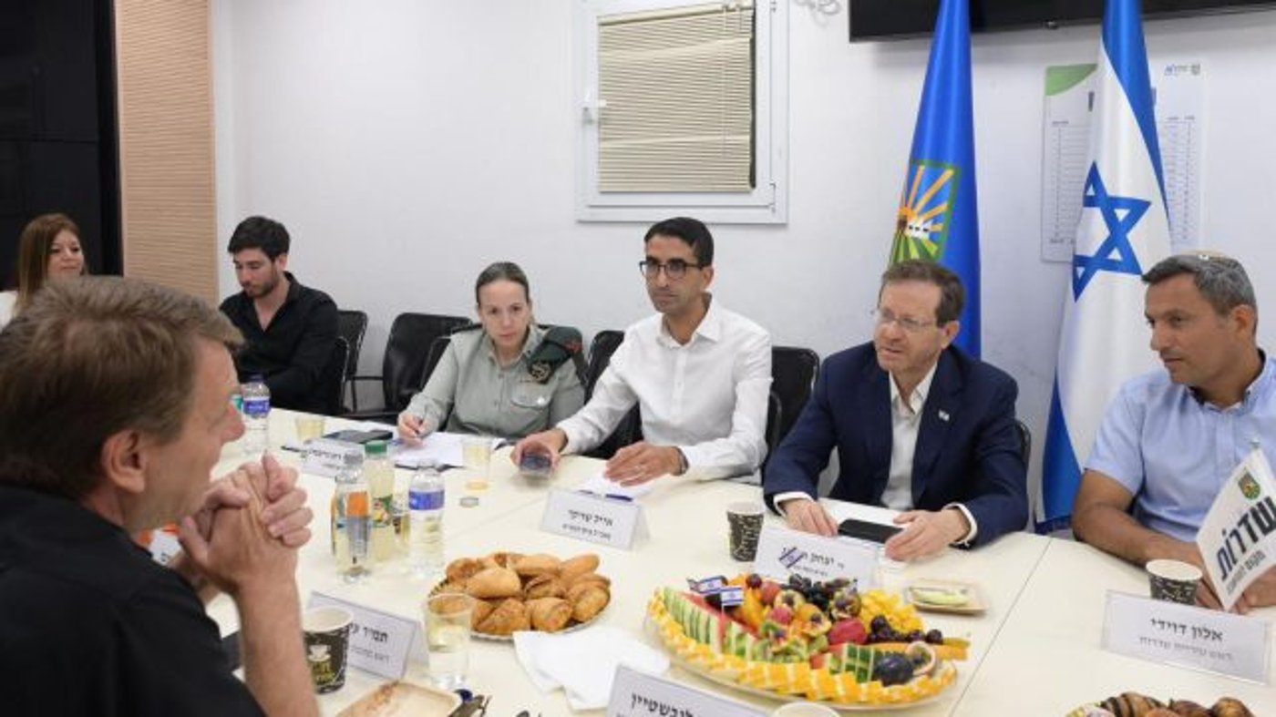 הרצוג בעוטף: "בלי האזור הזה, אין מדינת ישראל"