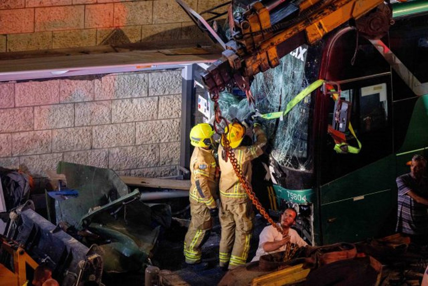 ההרוגות בתאונת האוטובוס בירושלים: אמא ושתי בנותיה