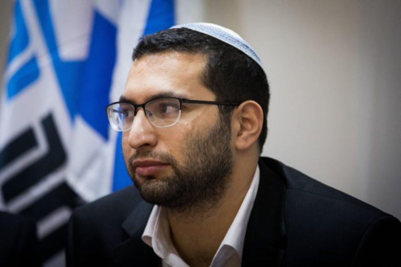 יצחק וסרלאוף.