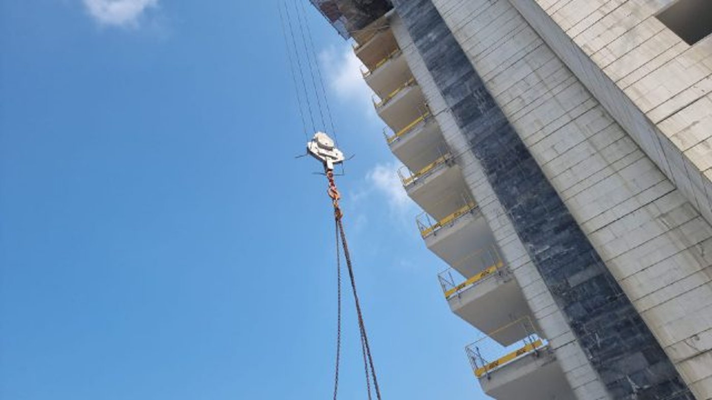 מכולה קרסה באתר בנייה בטירת הכרמל: 2 הרוגים