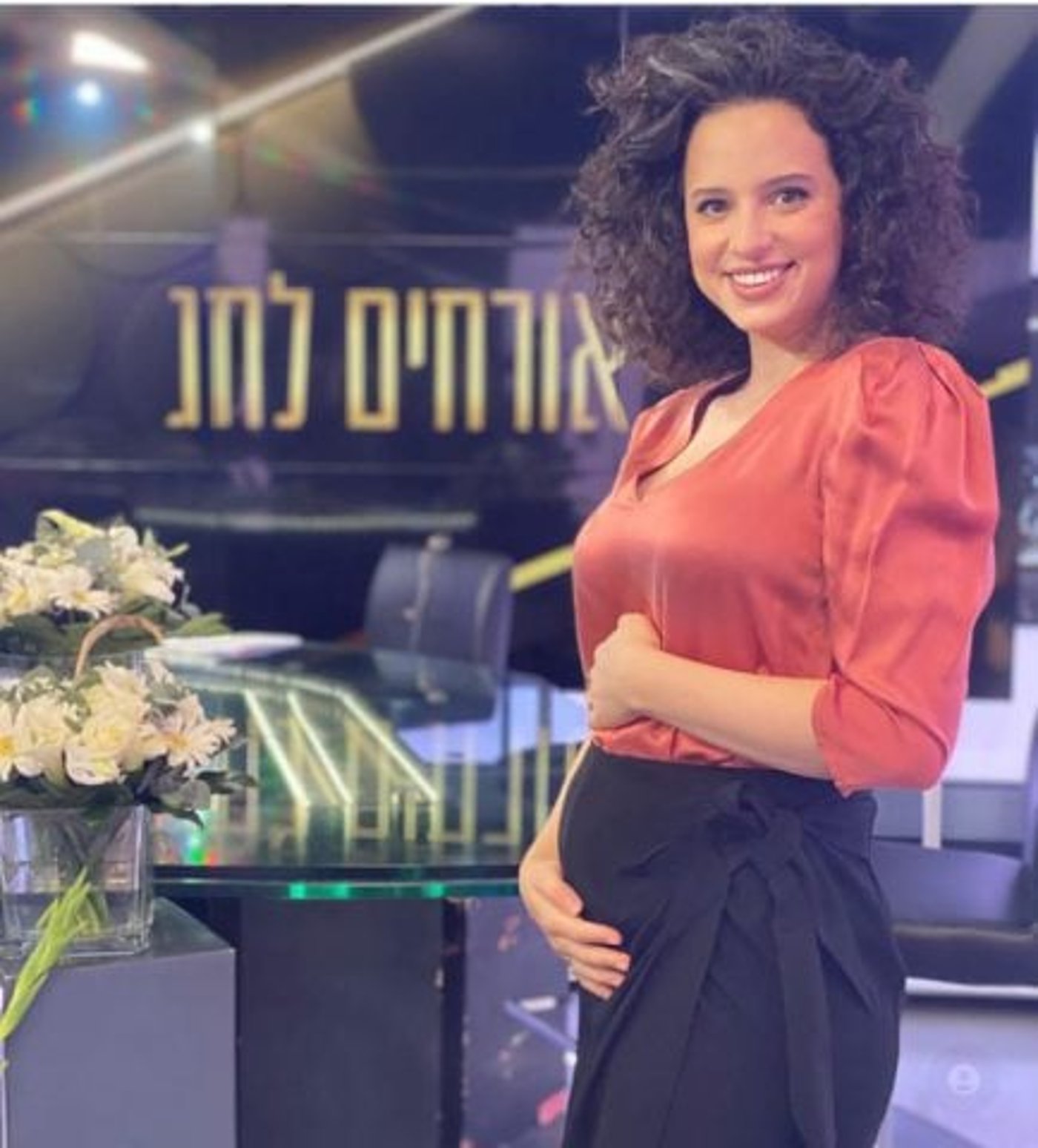 עולה על הדוסית גם לאולפן (צילום מסך מתוך אינסטגרם)