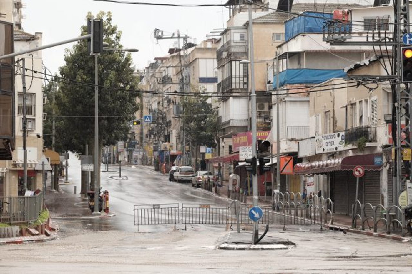 אף אדם דתי אינו מצפה ברצינות שרחובות תל אביב ייראו בשבת כשם שנראים רחובות בני ברק. בני ברק בשבת, ארכיון