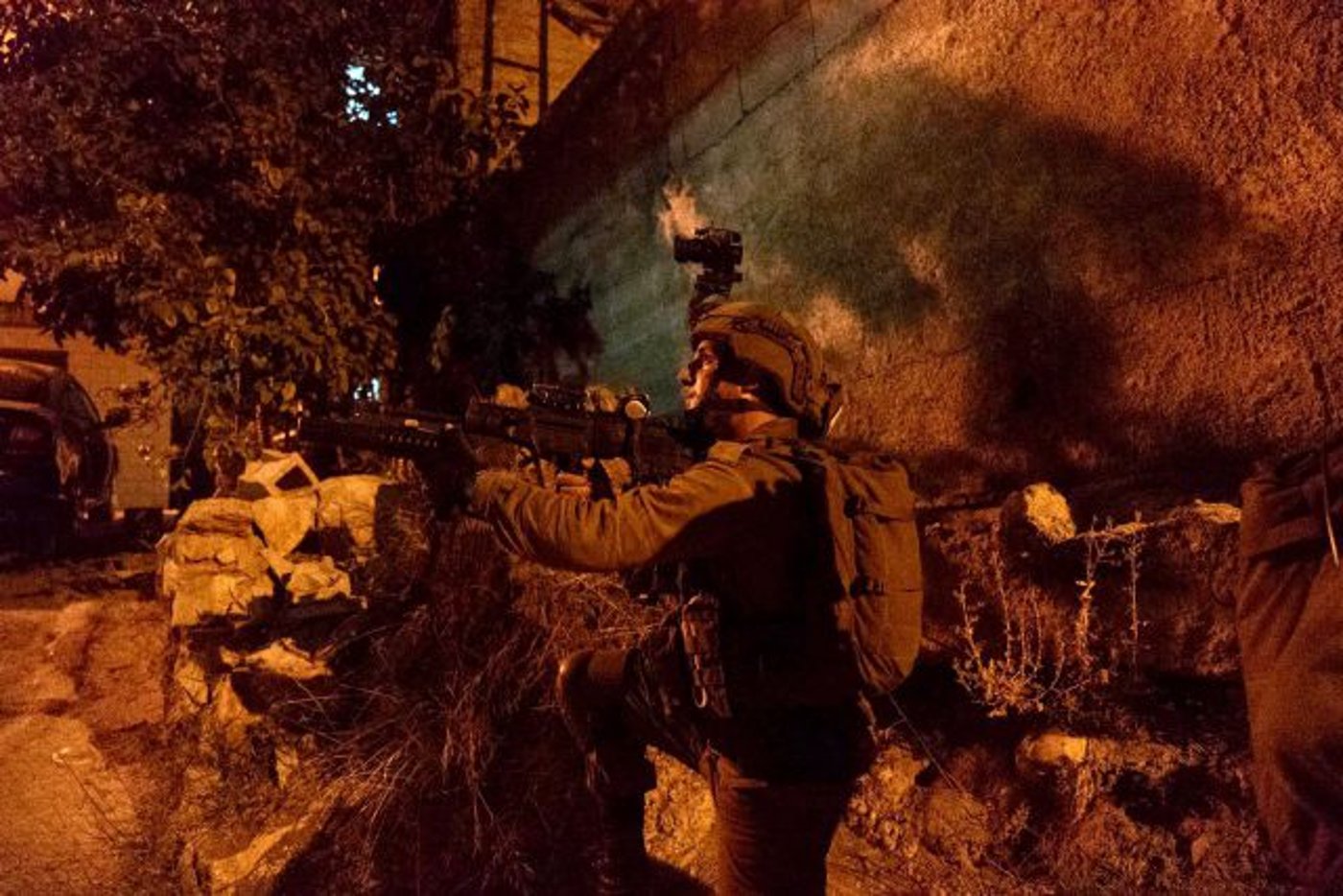 נעצרו המחבלים שירו לעבר כוח צה"ל בקבר יוסף