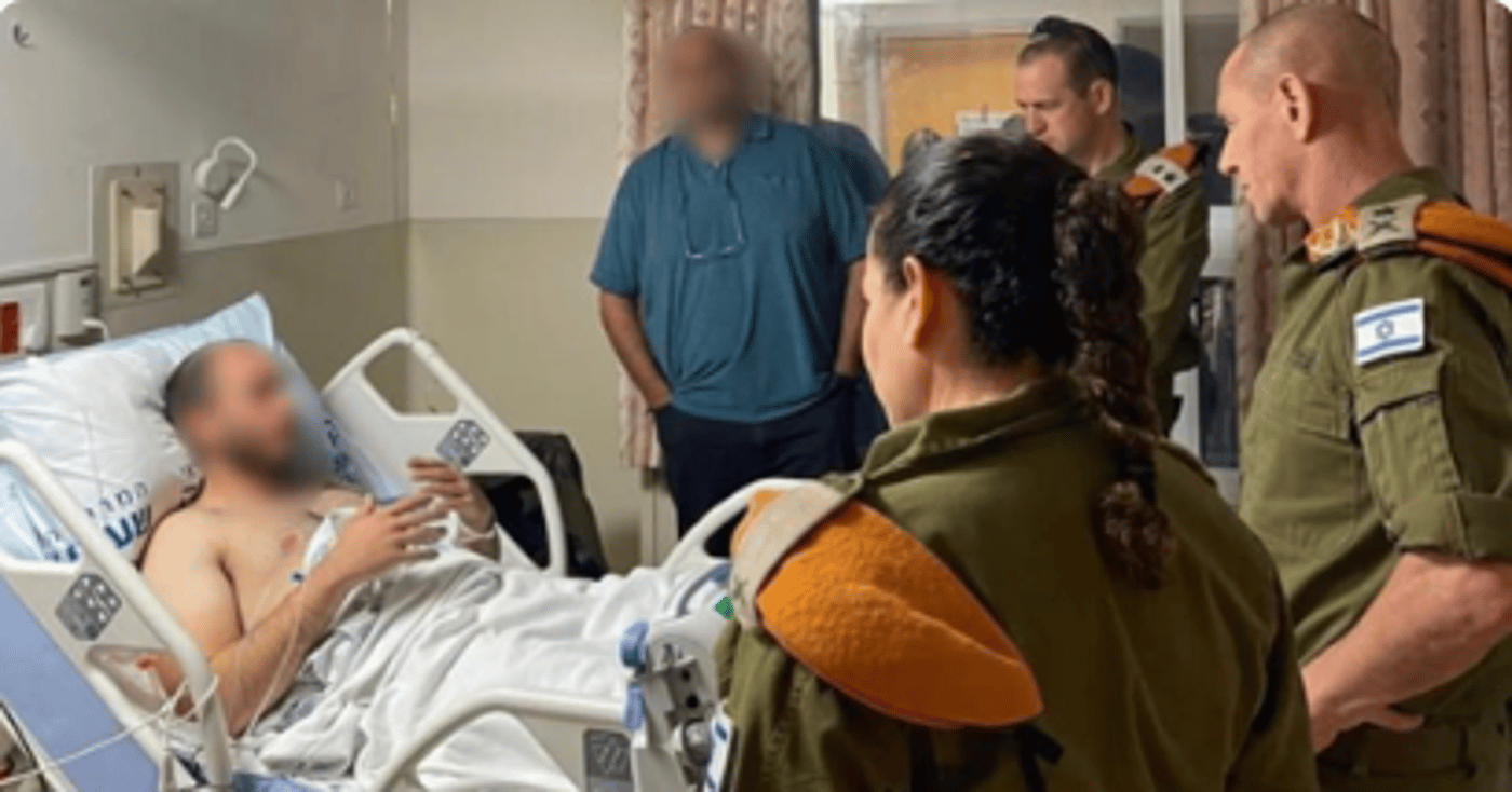 מפקד פיקוד העורף ביקר את הקצין שחיסל את המחבל