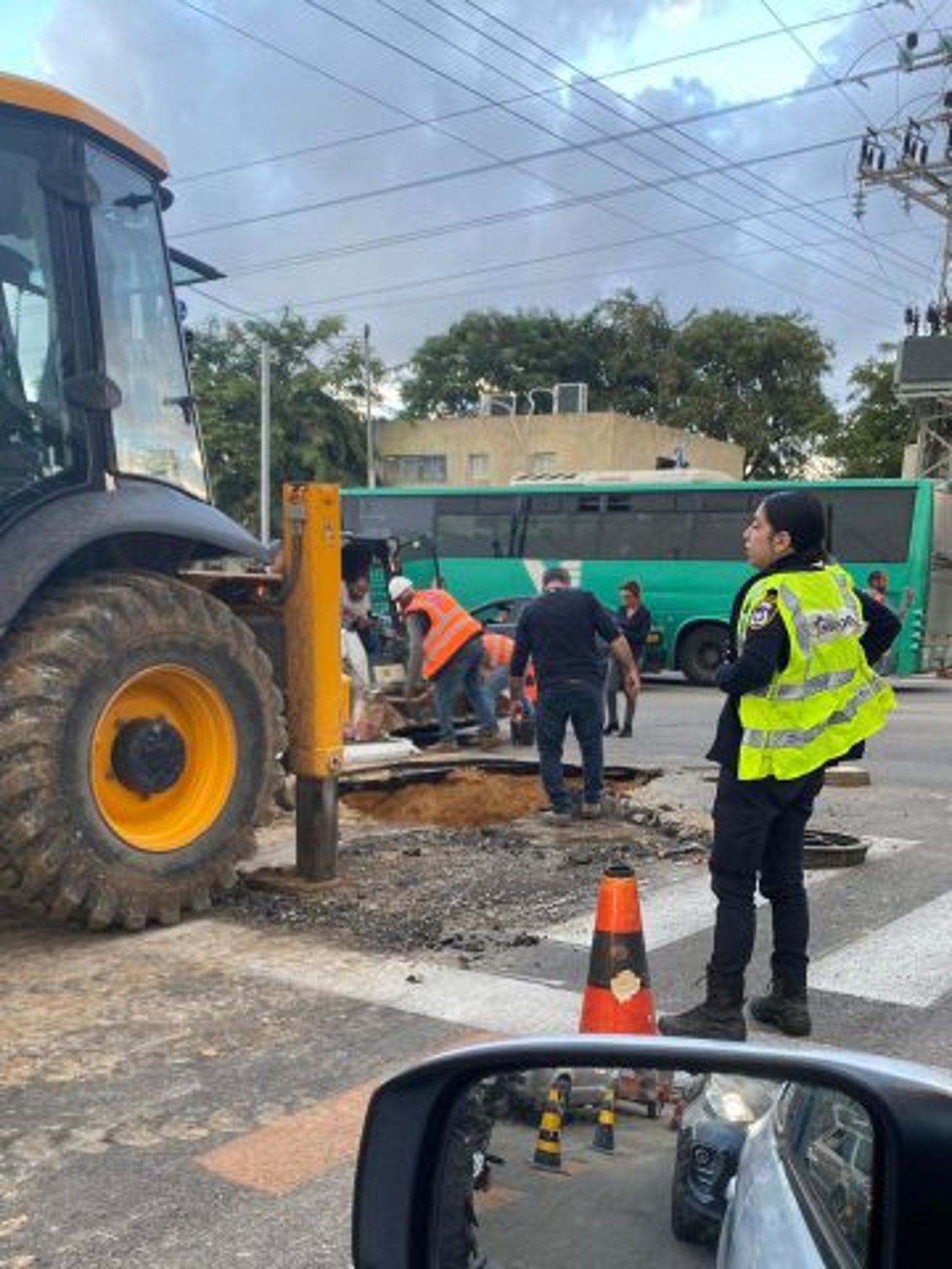 הבולען בכביש